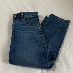 American Eagle High Rise Mom Jean